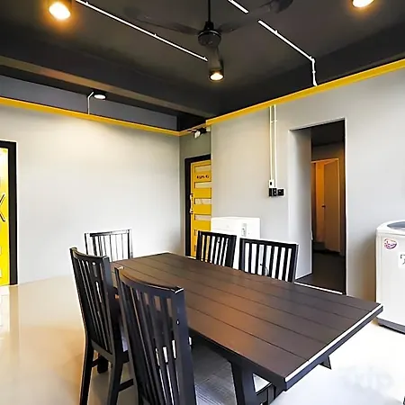 Room 22 Hostel - Near Chinatown
